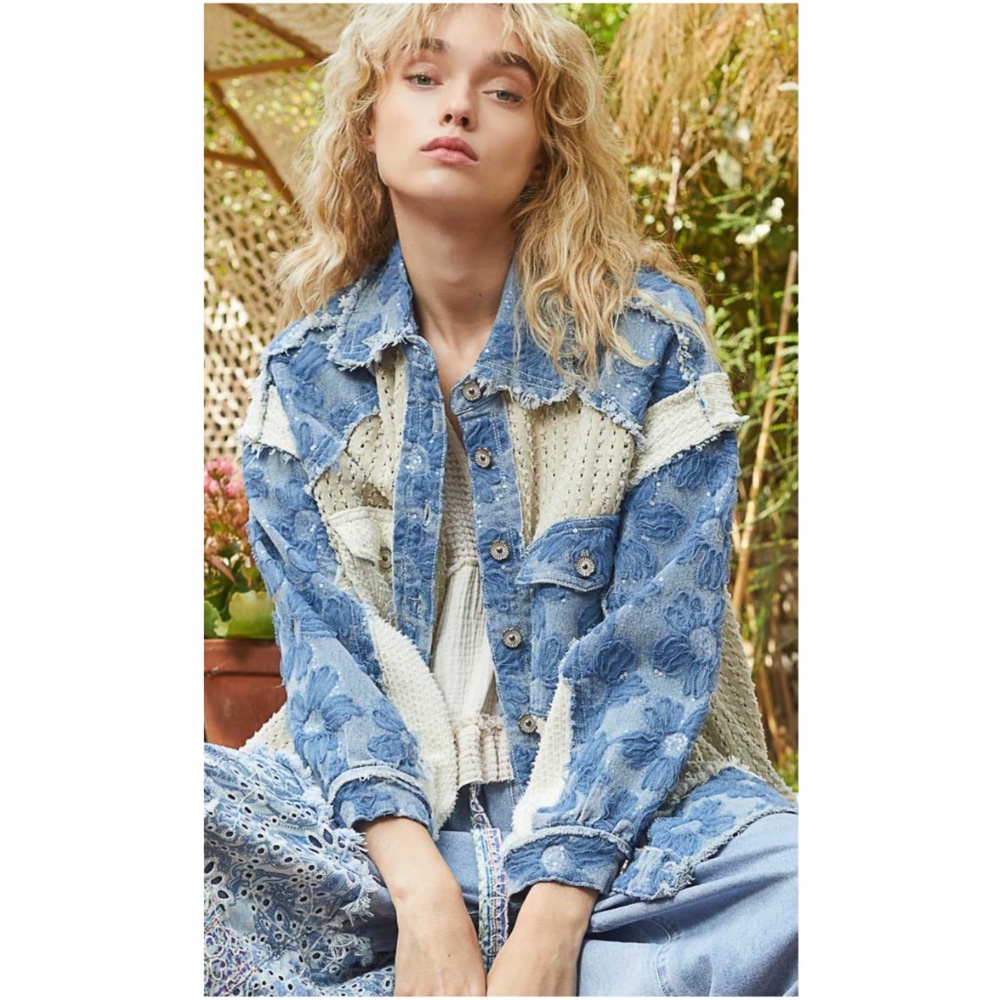POL Blue Floral Print Eyelet Button Down Shirt - Picture 5 of 7